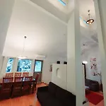 Appartement Semi-detached House With Sauna *