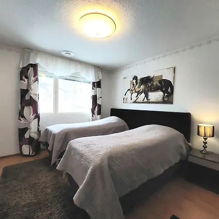 公寓 Semi-detached House With Sauna Hyvinkää