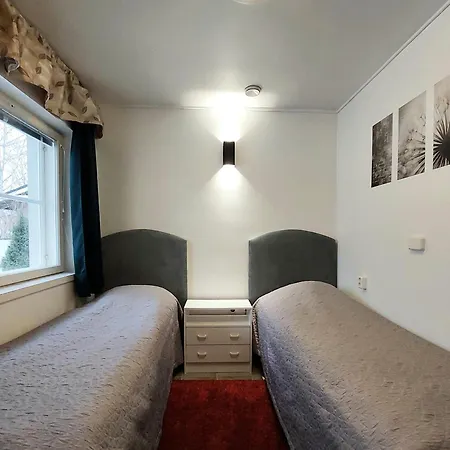 דירה Semi-detached House With Sauna Hyvinkää