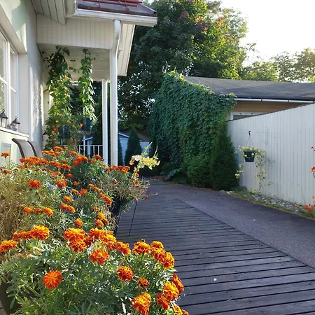 Semi-detached House With Sauna Lägenhet Hyvinkää