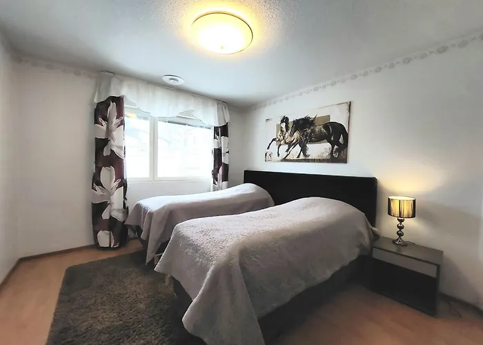 Lägenhet Semi-detached House With Sauna Hyvinkää