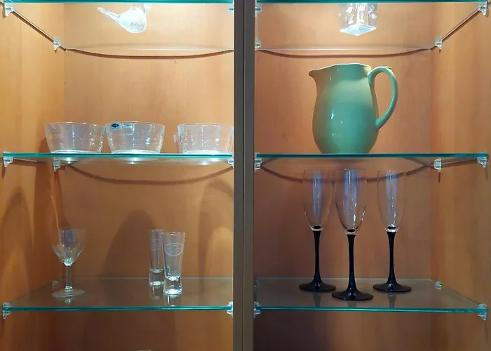 شقة Semi-detached House With Sauna *