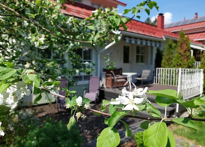 Lägenhet Semi-detached House With Sauna Hyvinkää